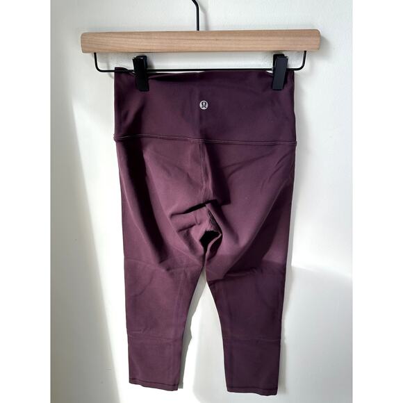 Lululemon Wunder Under Crop (High-Rise) Full-On Luon 21" Size 4 Maroon - Picture 3 of 7